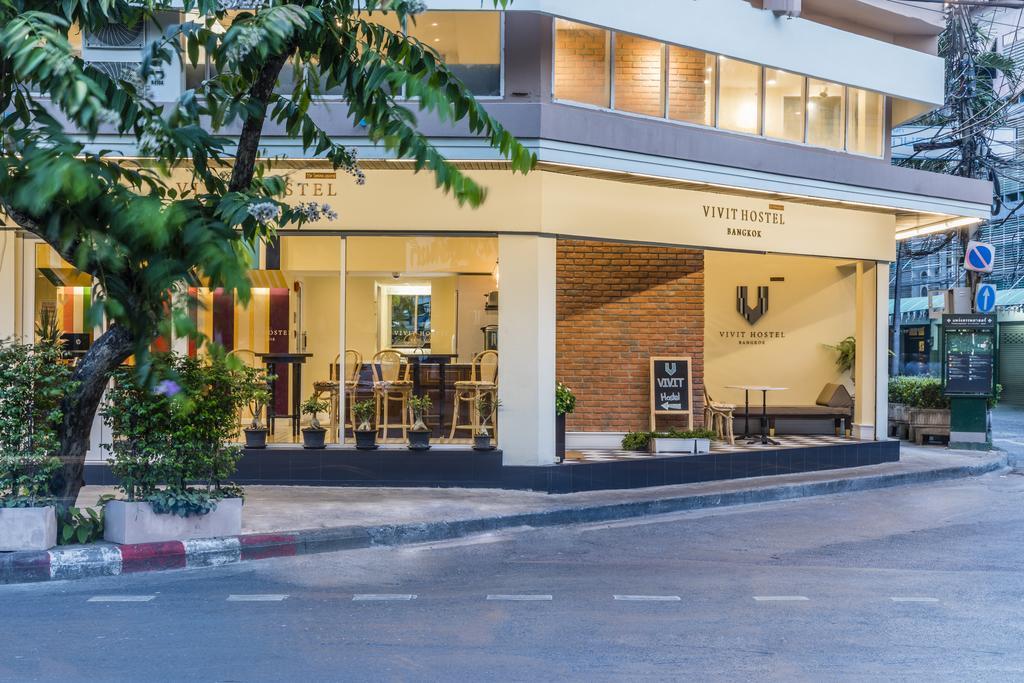 Vivit Hostel Bangkok Buitenkant foto